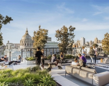 100 Van Ness Avenue - Photo Thumbnail 14