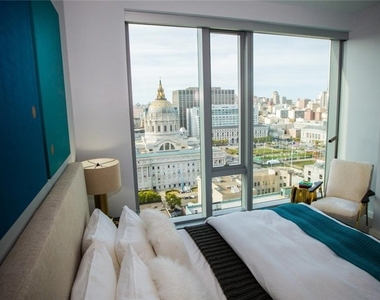 100 Van Ness Avenue - Photo Thumbnail 1