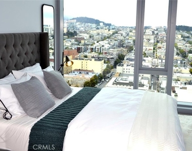 100 Van Ness Avenue - Photo Thumbnail 7