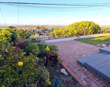 341 Avenida Atezada - Photo Thumbnail 32