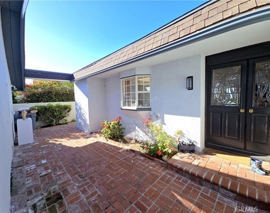 341 Avenida Atezada - Photo Thumbnail 33