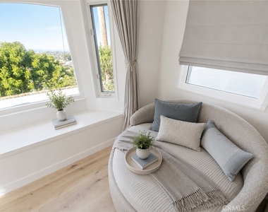 341 Avenida Atezada - Photo Thumbnail 13