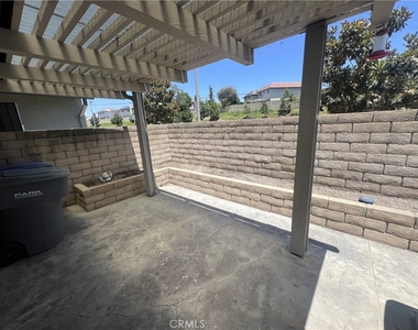 5444 Cajon - Photo Thumbnail 11