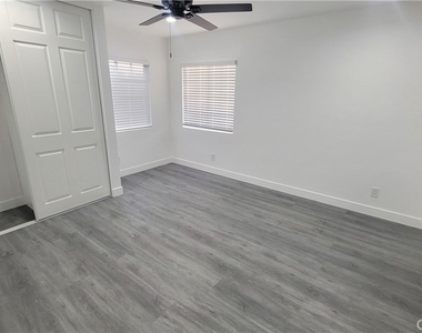 1605 E Santa Ana - Photo Thumbnail 26