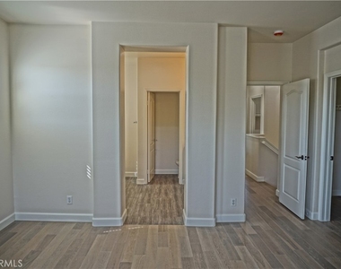 2099 Owens - Photo Thumbnail 13