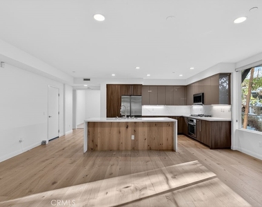 575 Rockefeller - Photo Thumbnail 4