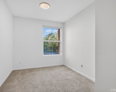 575 Rockefeller - Photo Thumbnail 10
