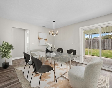 5032 E Holbrook Street - Photo Thumbnail 6