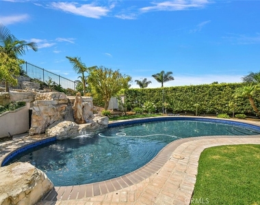 19 Santa Rosa - Photo Thumbnail 55