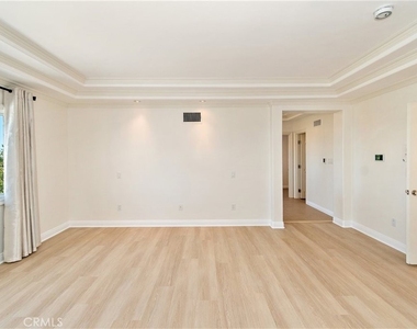 19 Santa Rosa - Photo Thumbnail 35