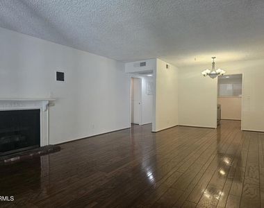 1401 Valley View - Photo Thumbnail 7