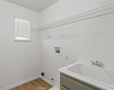 23764 Cloverleaf - Photo Thumbnail 23