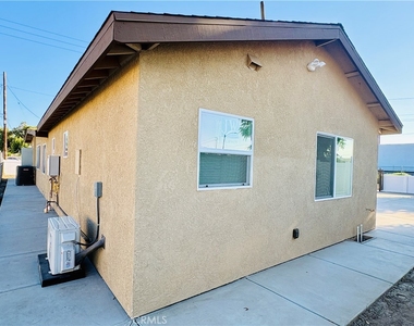 134 E Cluster Street - Photo Thumbnail 31