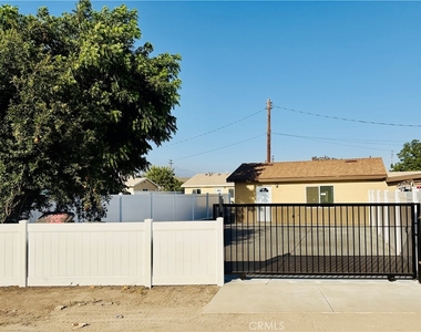 134 E Cluster Street - Photo Thumbnail 5