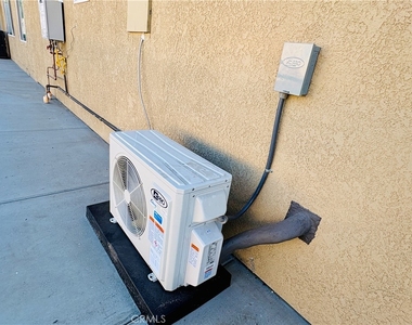 134 E Cluster Street - Photo Thumbnail 32