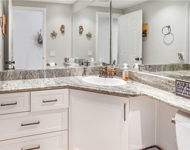 18195 Canyon Court - Photo Thumbnail 8