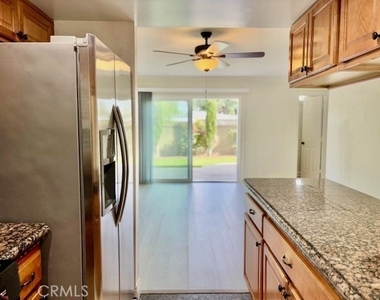 2558 Orange Avenue - Photo Thumbnail 17