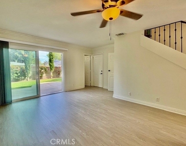 2558 Orange Avenue - Photo Thumbnail 20