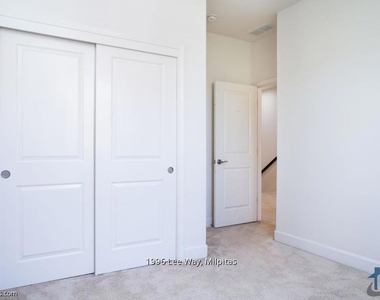 1996 Lee Way - Photo Thumbnail 19