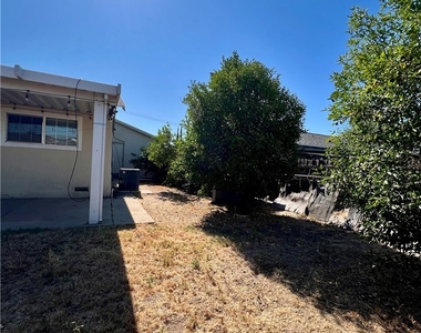 7142 Church - Photo Thumbnail 12