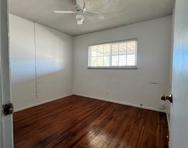 7142 Church - Photo Thumbnail 9