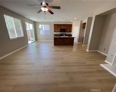 16141 San Jacinto Ave - Photo Thumbnail 10