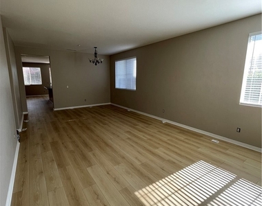 16141 San Jacinto Ave - Photo Thumbnail 3