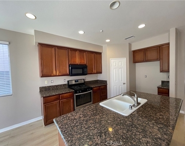 16141 San Jacinto Ave - Photo Thumbnail 1