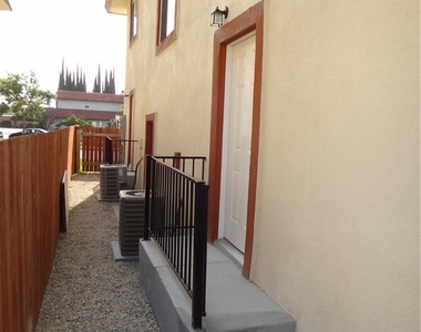 6721 A Rosemead Boulevard - Photo Thumbnail 3