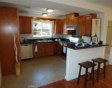 6721 A Rosemead Boulevard - Photo Thumbnail 10