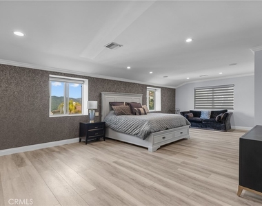 3435 Oakmont View Drive - Photo Thumbnail 21