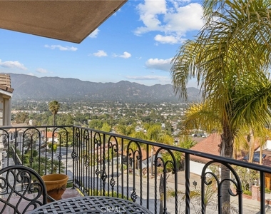 3435 Oakmont View Drive - Photo Thumbnail 19