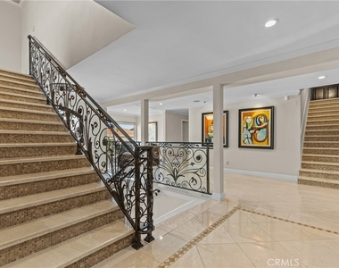 3435 Oakmont View Drive - Photo Thumbnail 14