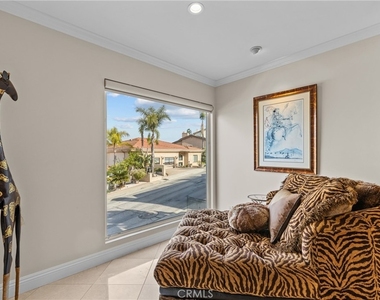 3435 Oakmont View Drive - Photo Thumbnail 10