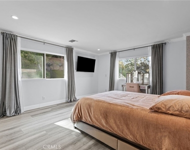3435 Oakmont View Drive - Photo Thumbnail 25
