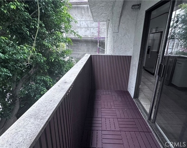 120 Brooks Avenue - Photo Thumbnail 3