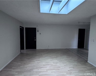 120 Brooks Avenue - Photo Thumbnail 8