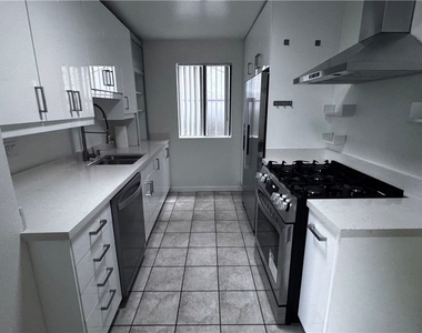 120 Brooks Avenue - Photo Thumbnail 7