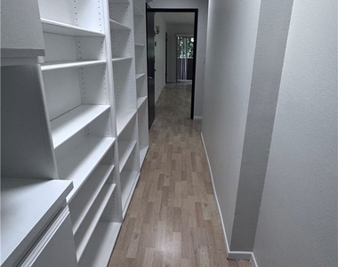 120 Brooks Avenue - Photo Thumbnail 12