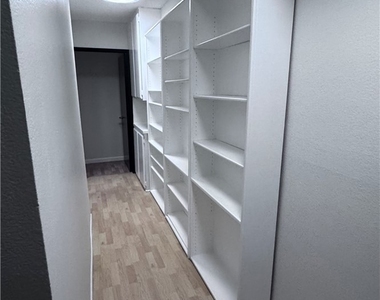 120 Brooks Avenue - Photo Thumbnail 6