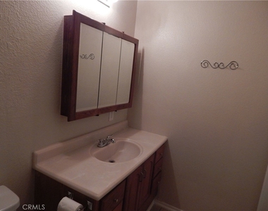 5605 Carlota Blvd - Photo Thumbnail 3