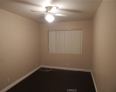 5605 Carlota Blvd - Photo Thumbnail 1
