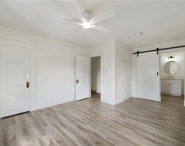 4415 12th - Photo Thumbnail 17