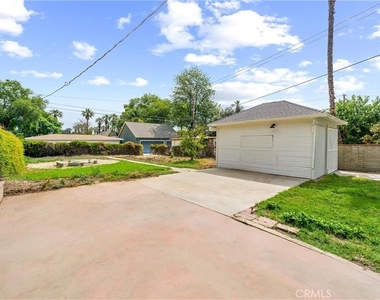 4415 12th - Photo Thumbnail 26