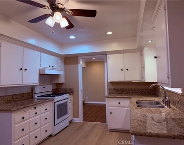 1447 S Valley Center - Photo Thumbnail 13