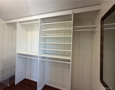 1447 S Valley Center - Photo Thumbnail 21