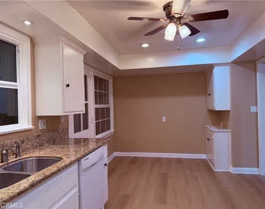 1447 S Valley Center - Photo Thumbnail 14