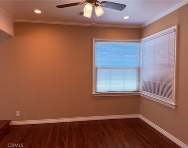 1447 S Valley Center - Photo Thumbnail 9