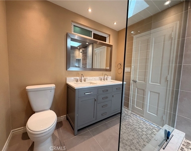 1447 S Valley Center - Photo Thumbnail 24