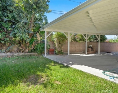 9241 Vicki Drive - Photo Thumbnail 11